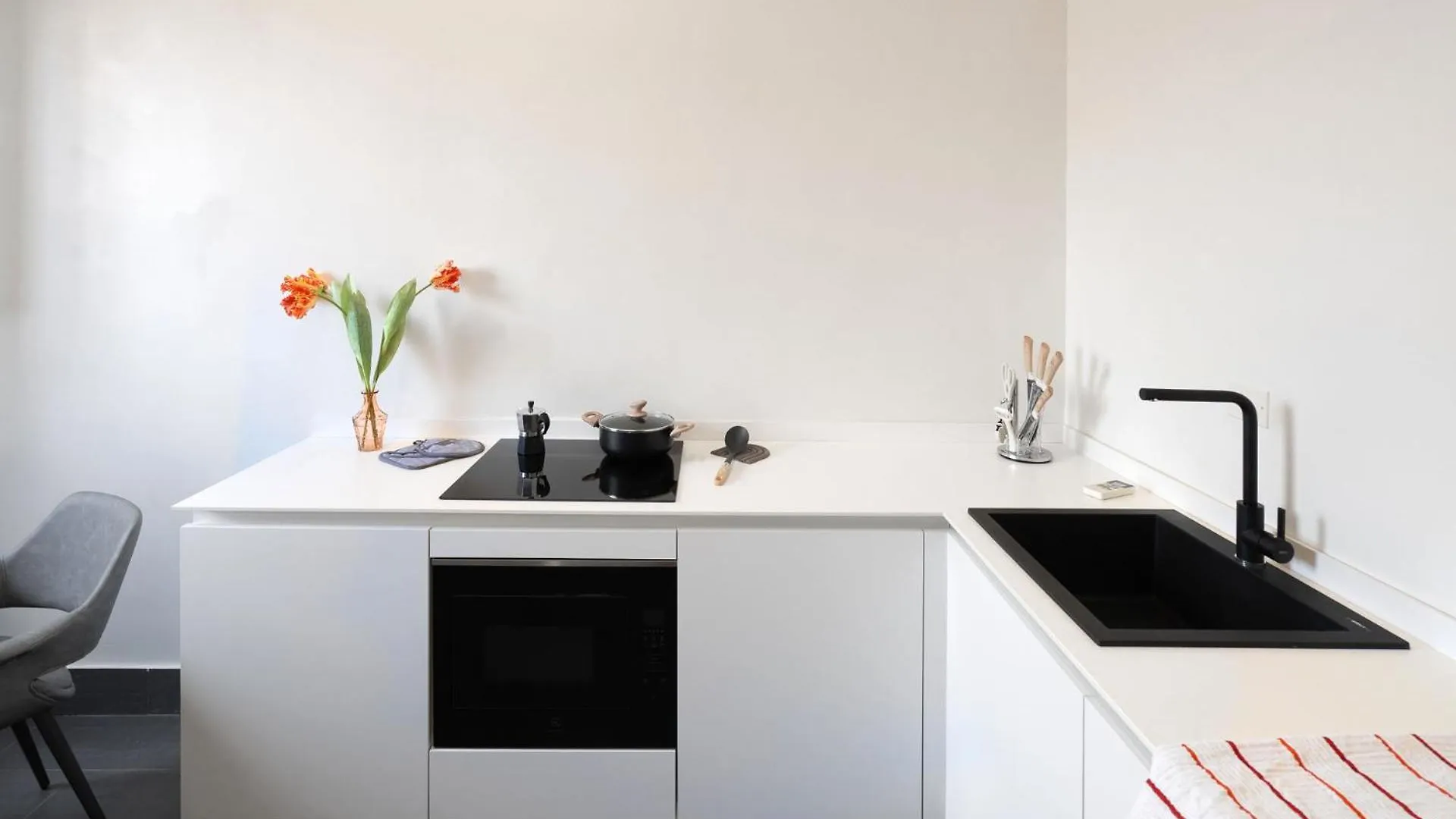 Explore Florence, Your Unforgettable Stay At Via Giraldi House 0*, Florencja