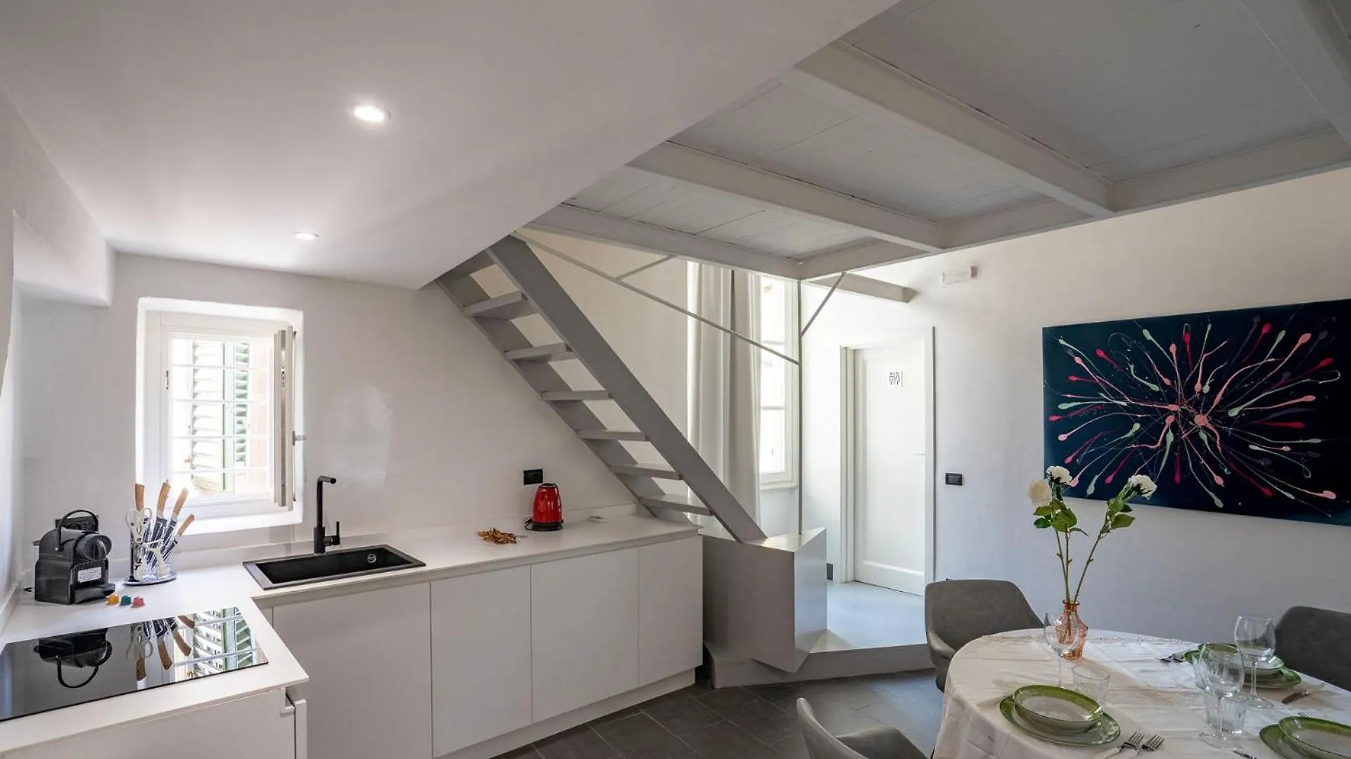Apartment Explore Florence, Your Unforgettable Stay At Via Giraldi House Italy